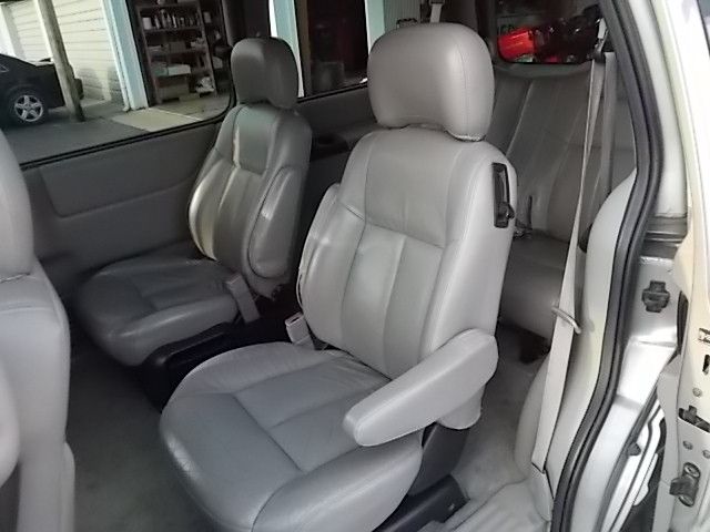 Oldsmobile Silhouette 2000 photo 3