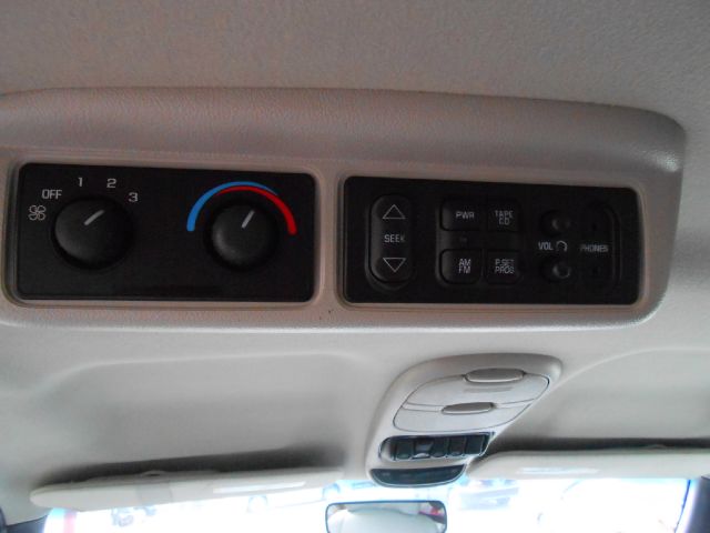 Oldsmobile Silhouette 2000 photo 2