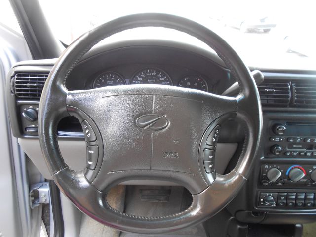 Oldsmobile Silhouette 2000 photo 23