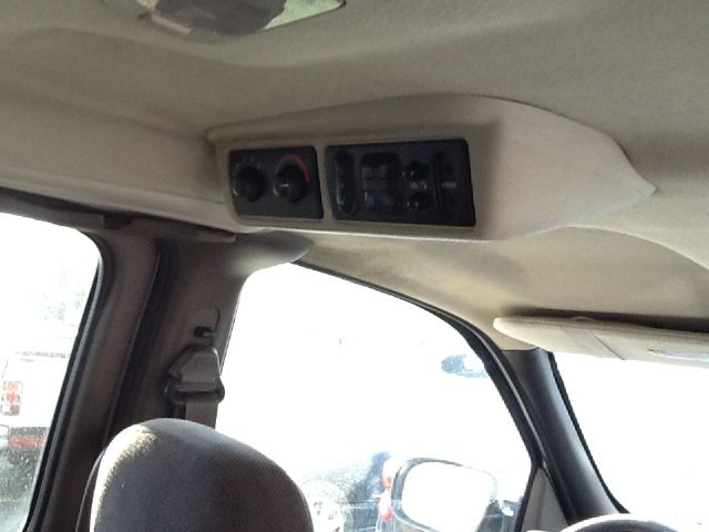 Oldsmobile Silhouette 2000 photo 2