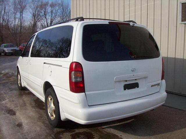 Oldsmobile Silhouette 2000 photo 2