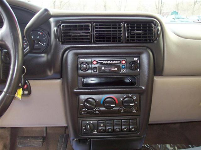 Oldsmobile Silhouette 2000 photo 5