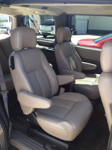 Oldsmobile Silhouette 2000 photo 1