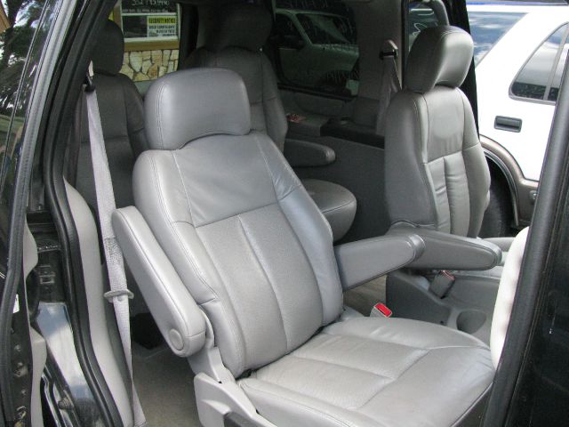 Oldsmobile Silhouette 2001 photo 1