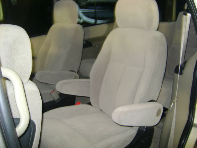 Oldsmobile Silhouette 2002 photo 2