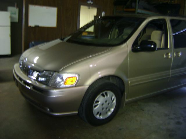 Oldsmobile Silhouette 2002 photo 3