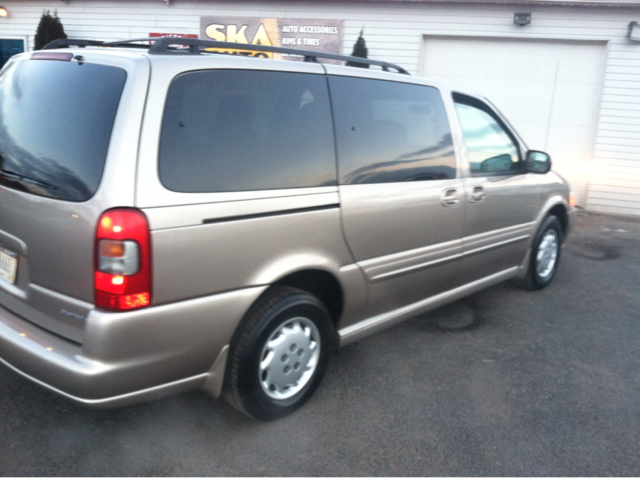 Oldsmobile Silhouette S Sedan MiniVan