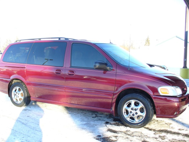 Oldsmobile Silhouette S Sedan MiniVan