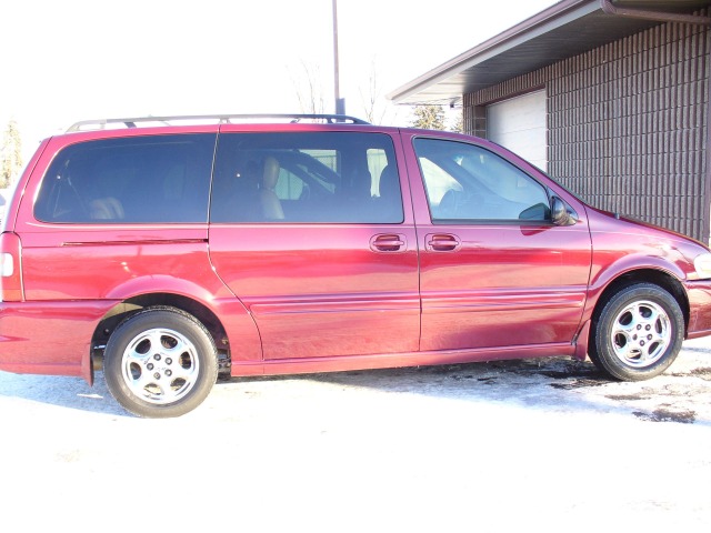 Oldsmobile Silhouette 2003 photo 3