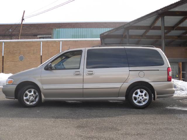 Oldsmobile Silhouette 2003 photo 1