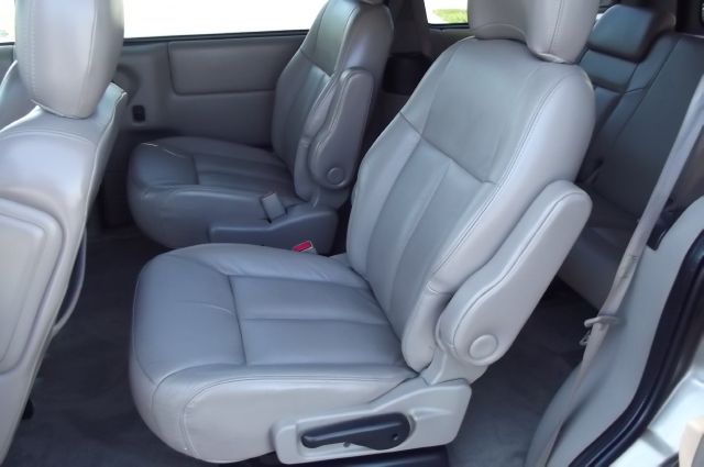 Oldsmobile Silhouette EXL 7 Passenger AWD MiniVan