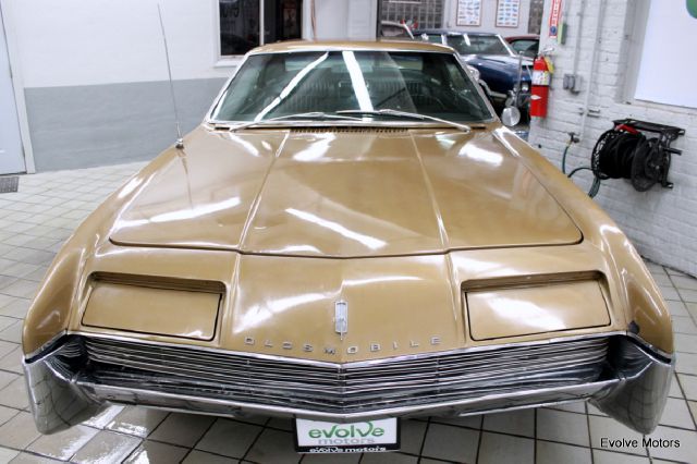 Oldsmobile Toronado Sportback LS Coupe