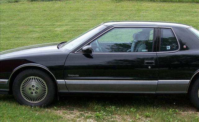 Oldsmobile Toronado 1990 photo 1