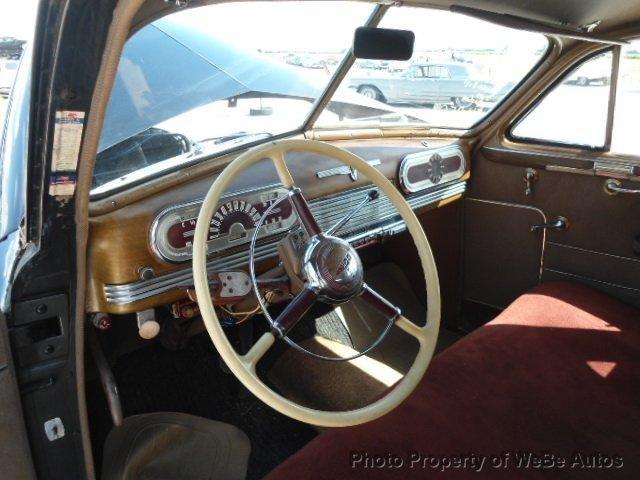 Oldsmobile n-a 1941 photo 1