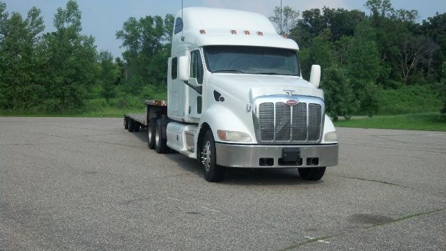 Peterbilt 387 Conventional 2006 photo 2