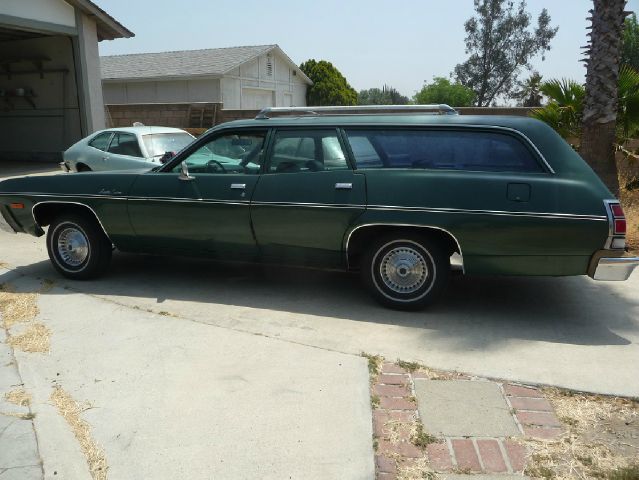 Plymouth Acclaim 2014 photo 5