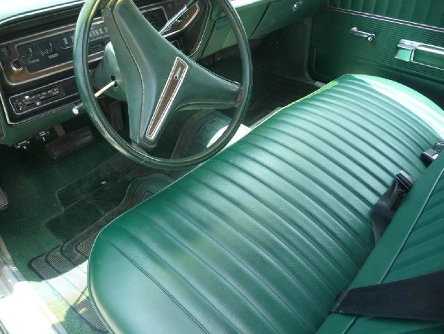 Plymouth Acclaim 2014 photo 6