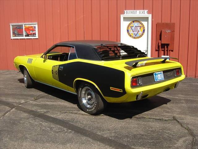 Plymouth BARRACUDA 1971 photo 1