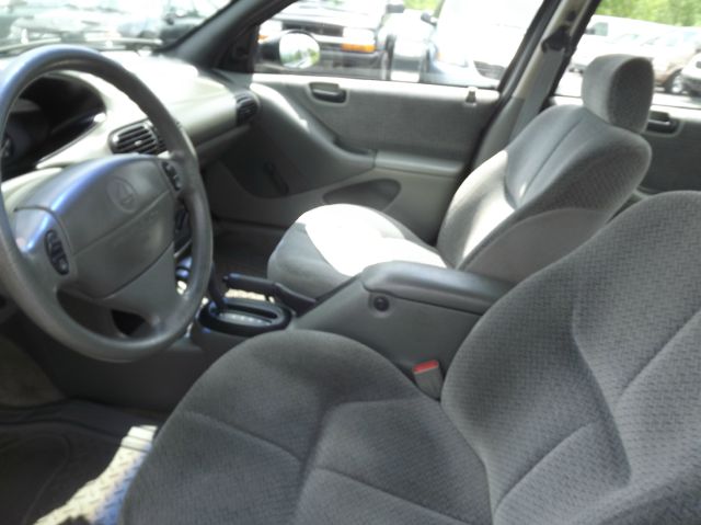 Plymouth Breeze 1997 photo 1