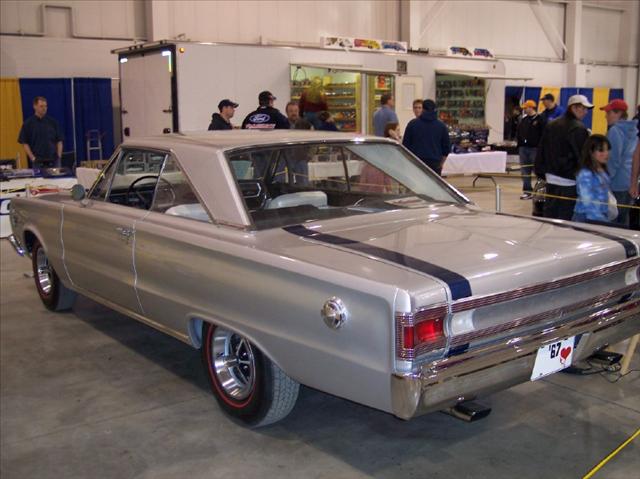 Plymouth GTX 1967 photo 2