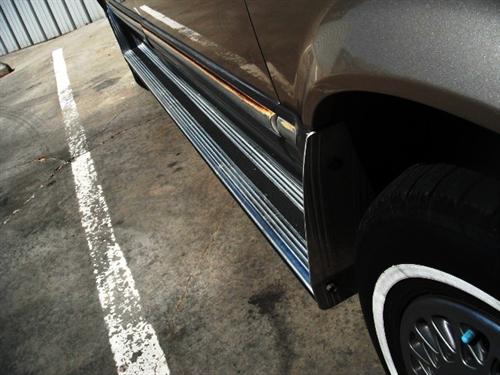 Plymouth Grand Voyager 1991 photo 4