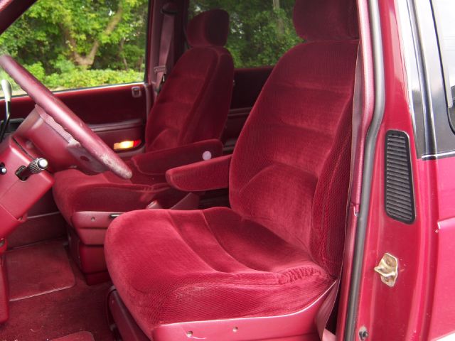 Plymouth Grand Voyager Unknown MiniVan