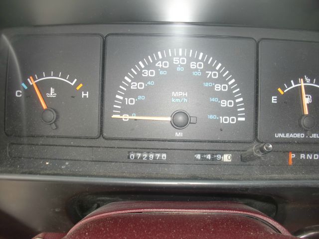 Plymouth Grand Voyager 1992 photo 7