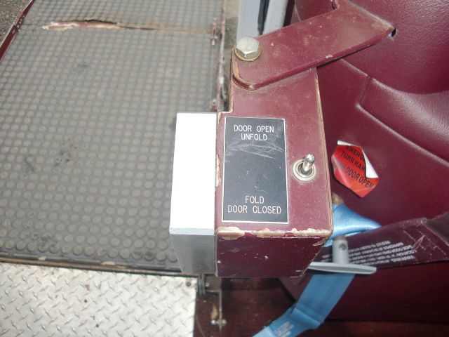 Plymouth Grand Voyager 1992 photo 8