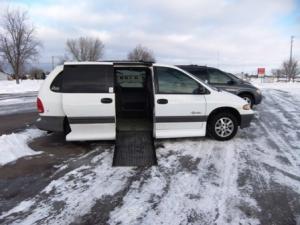 Plymouth Grand Voyager SE MiniVan