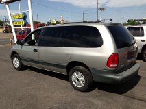 Plymouth Grand Voyager 1997 photo 1
