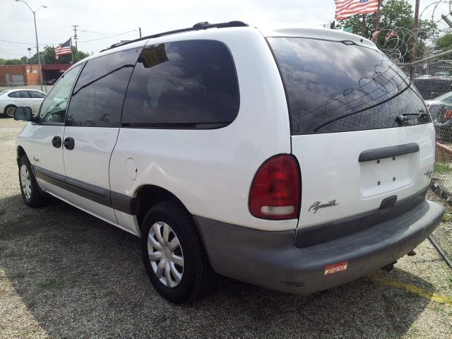 Plymouth Grand Voyager Lariat 4D Crew Cab Truck MiniVan