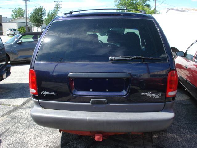 Plymouth Grand Voyager 1998 photo 5
