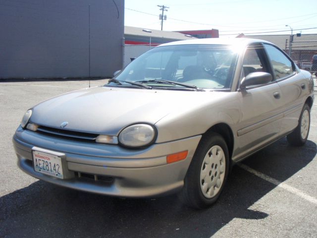 Plymouth Neon 1999 photo 4