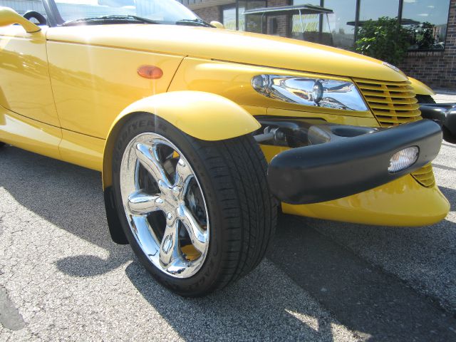 Plymouth Prowler 2000 photo 2