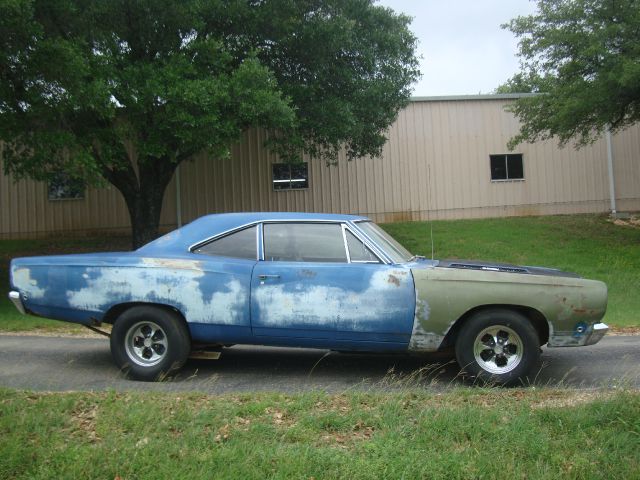 Plymouth ROAD RUNNER 1968 photo 27