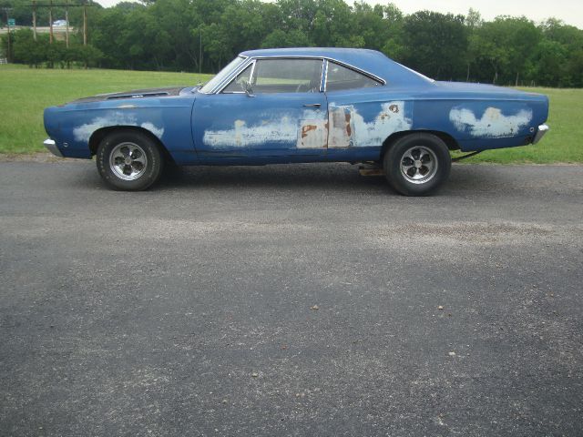 Plymouth ROAD RUNNER 1968 photo 31