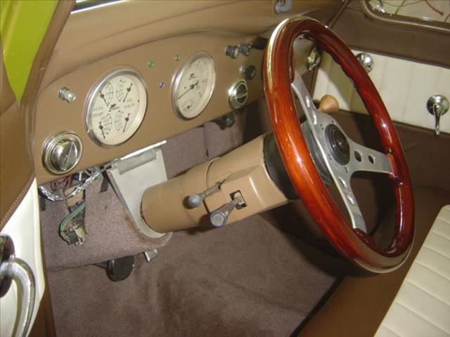 Plymouth STREET ROD 1935 photo 14