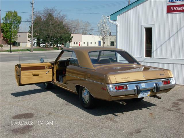 Plymouth Scamp 1973 photo 3