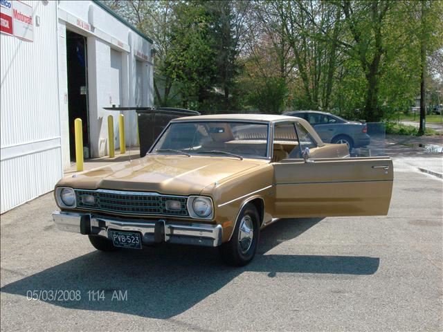 Plymouth Scamp 1973 photo 4