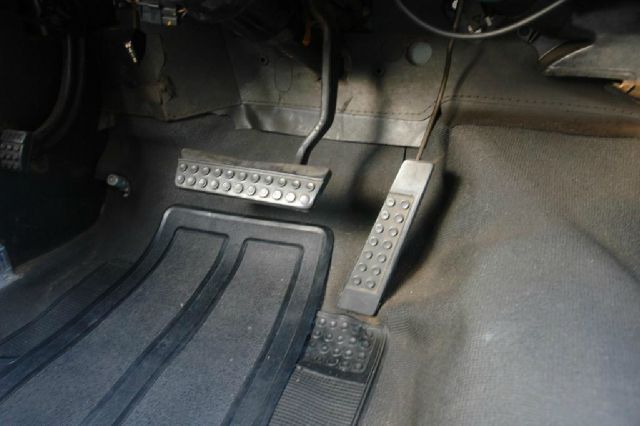 Plymouth Valiant 1960 photo 12