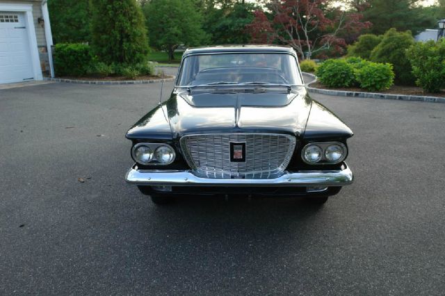 Plymouth Valiant 1960 photo 21