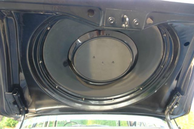 Plymouth Valiant 1960 photo 22