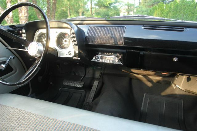 Plymouth Valiant 1960 photo 33