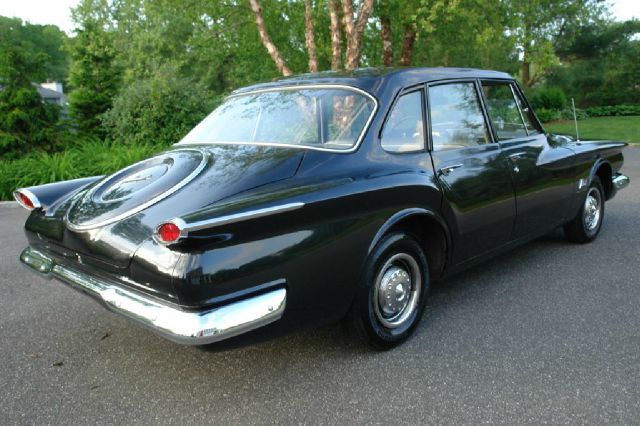 Plymouth Valiant 1960 photo 34