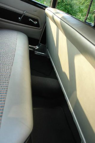 Plymouth Valiant 1960 photo 40