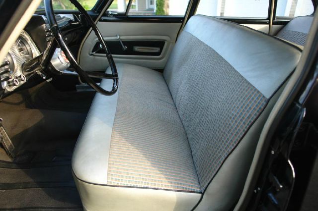 Plymouth Valiant 1960 photo 44