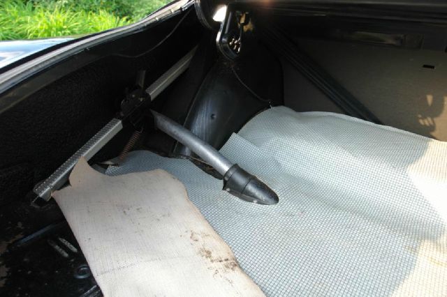 Plymouth Valiant 1960 photo 9