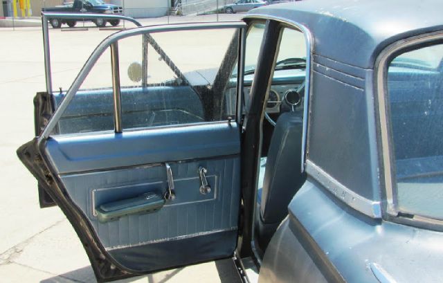 Plymouth Valiant 1964 photo 12