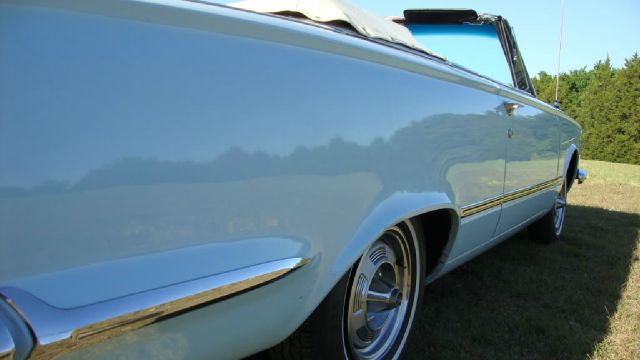 Plymouth Valiant 1964 photo 15