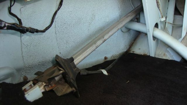 Plymouth Valiant 1964 photo 19